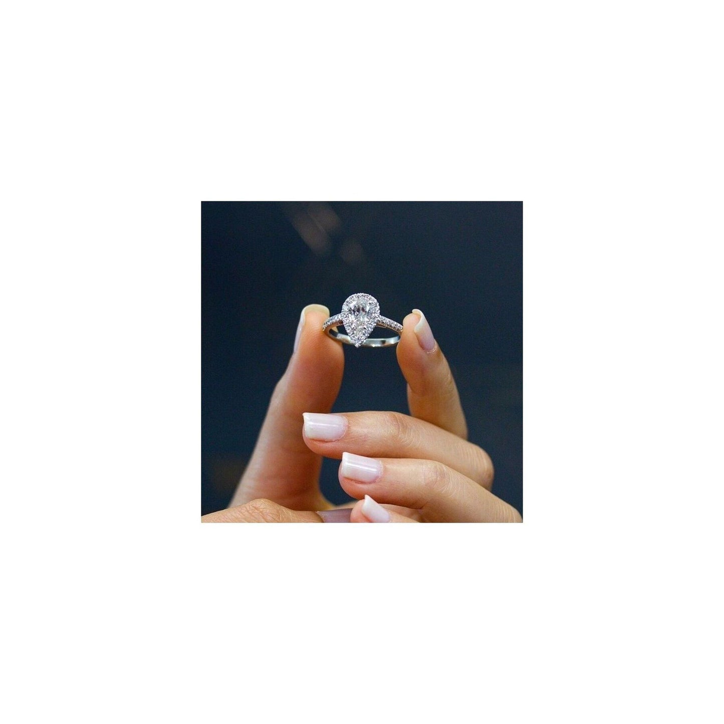 Bague Élégance Goutte Zircon