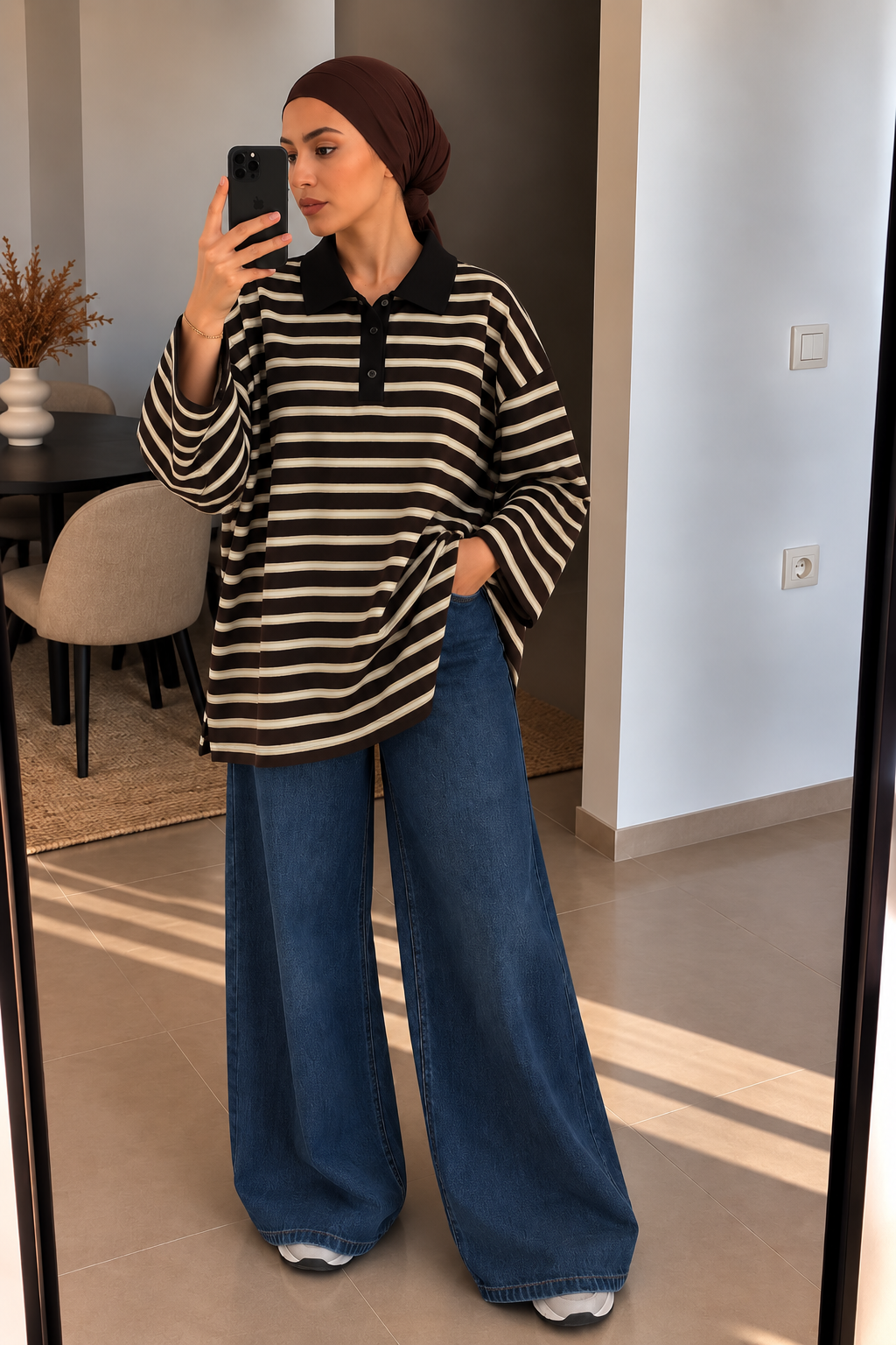 Polo Oversize Rayé – L’élégance décontractée